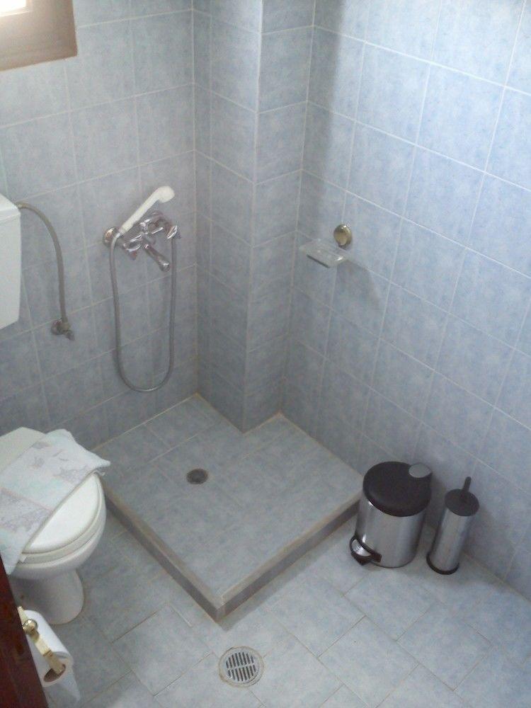 Marina Studios Tílos Esterno foto